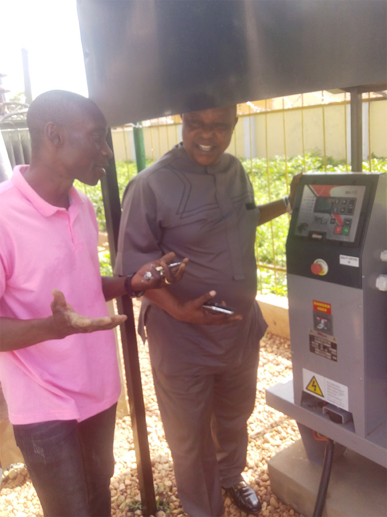 Chief-Uche-Akukobi-Commissioning-60Kva-At-Daura-Kinpatino-Projects-Limited-2-1.jpg